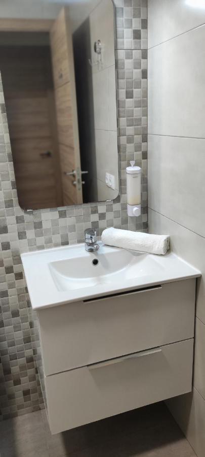 Apartamento En La Playa Malvarrosa Валенсия Экстерьер фото